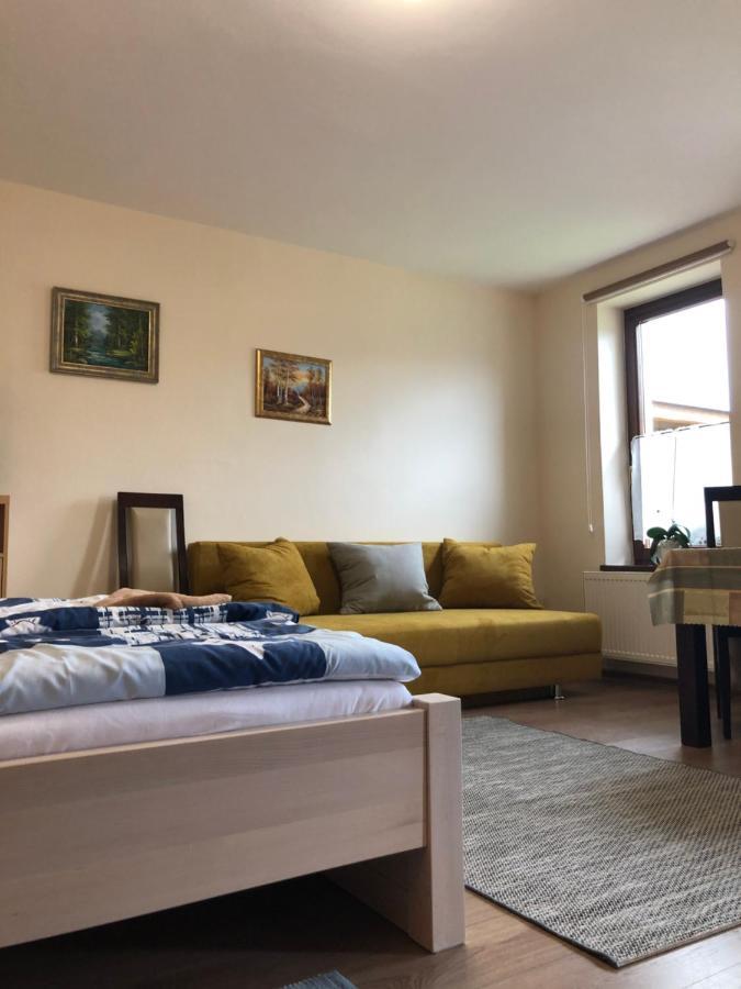 Privat Migac Apartment Vrbov Ngoại thất bức ảnh