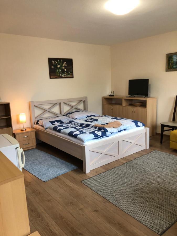 Privat Migac Apartment Vrbov Ngoại thất bức ảnh